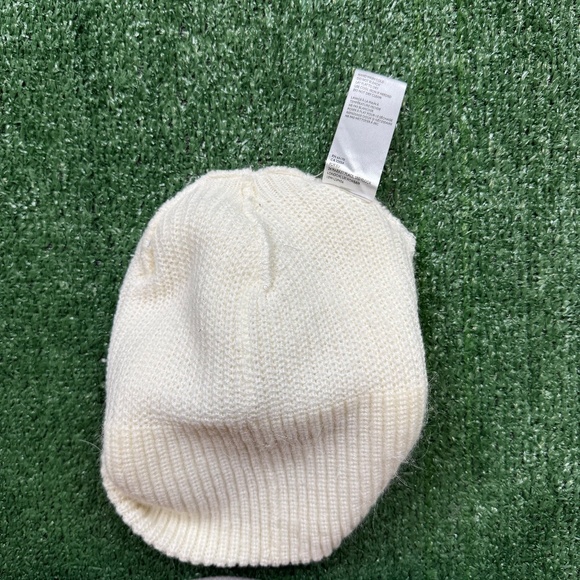 Free People Cable Ribbed Slouchy Beanie Bonnet Skull Cap Ladies One Size White - Picture 4 of 4